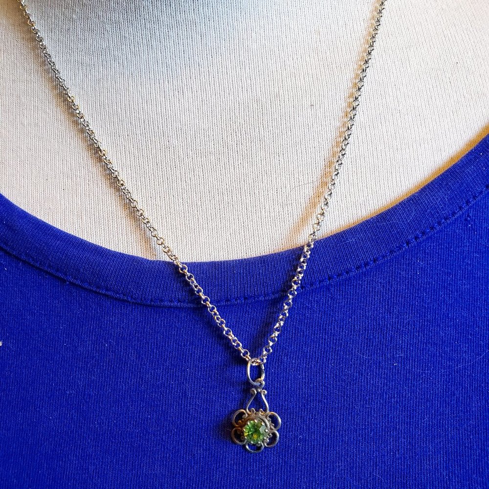 19" Silver Tone Green Rhinestone Pendant Necklace